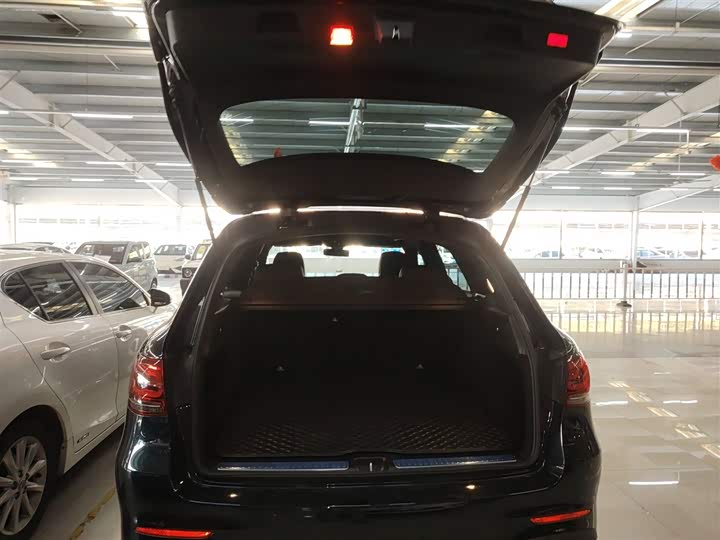 Фото 9 - Mercedes-Benz GLC-Class