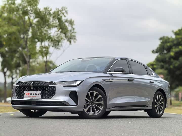 Фото 1 - Lincoln Z (Zephyr)