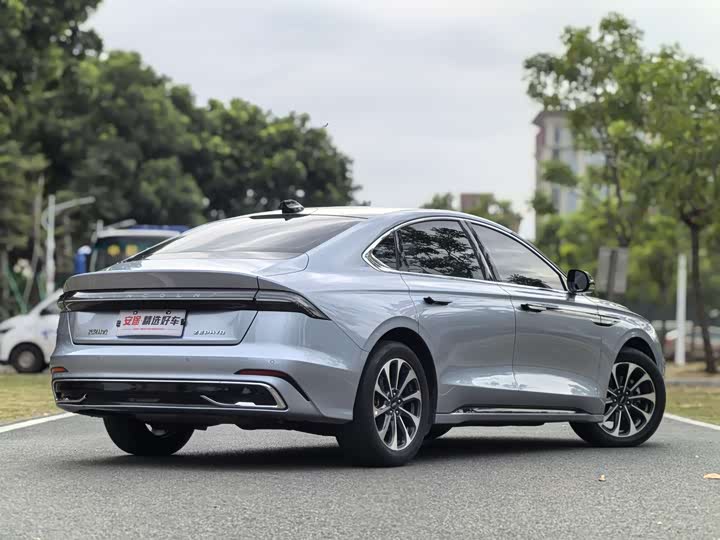 Фото 3 - Lincoln Z (Zephyr)