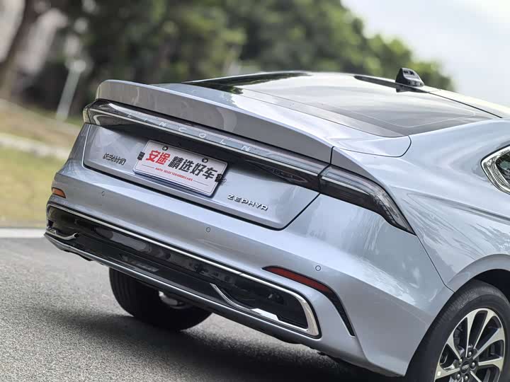 Фото 6 - Lincoln Z (Zephyr)