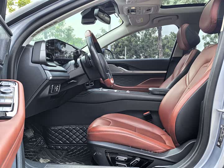 Фото 7 - Lincoln Z (Zephyr)