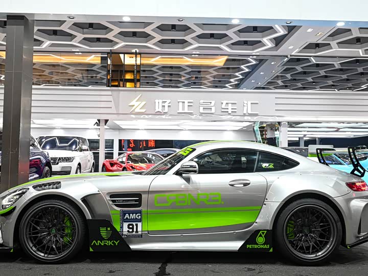 Фото 2 - Mercedes-Benz AMG GT