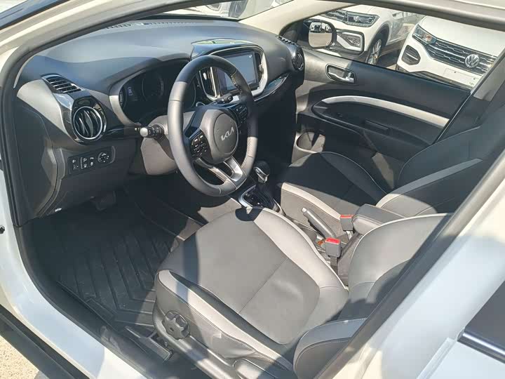 Фото 4 - Kia KX1