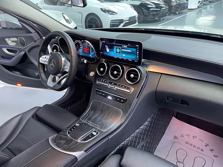 Фото 21 - Mercedes-Benz C-Class