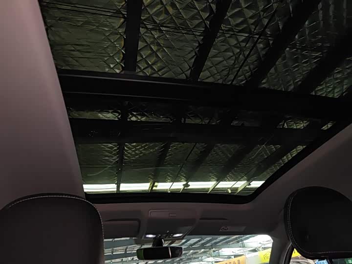 Фото 18 - Volkswagen Tiguan L Pro