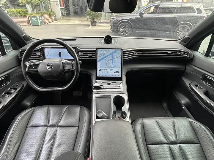 Фото 6 - Nio ES8