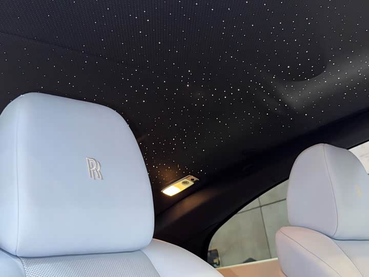 Фото 7 - Rolls-Royce Wraith