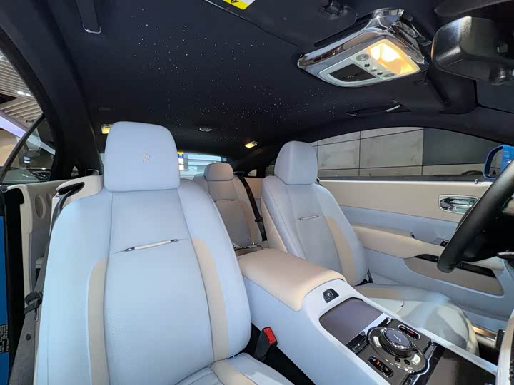 Фото 8 - Rolls-Royce Wraith