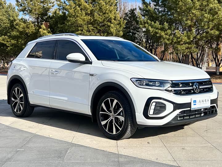 Фото 3 - Volkswagen T-Roc
