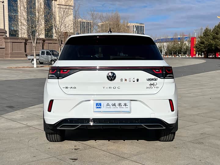 Фото 8 - Volkswagen T-Roc