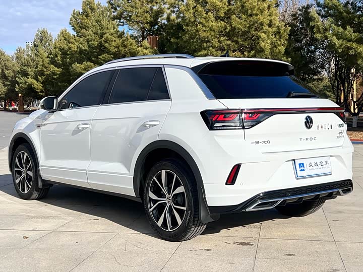 Фото 9 - Volkswagen T-Roc