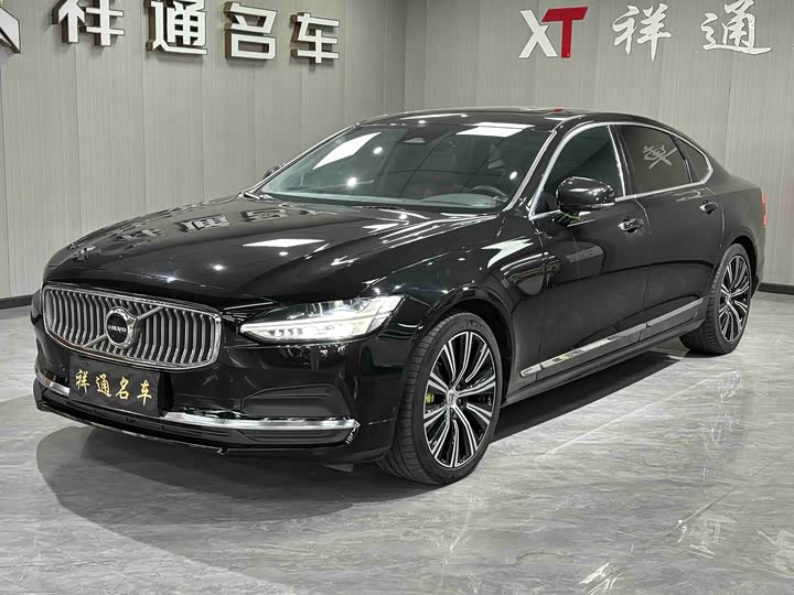 Фото 1 - Volvo S90