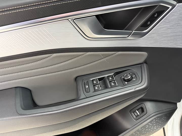 Фото 20 - Volkswagen Talagon