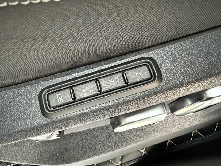 Фото 23 - Volkswagen Talagon