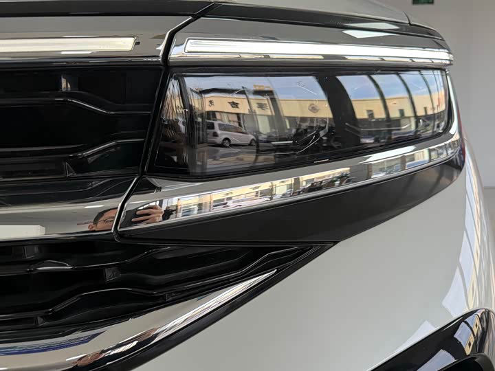 Фото 24 - Volkswagen Talagon