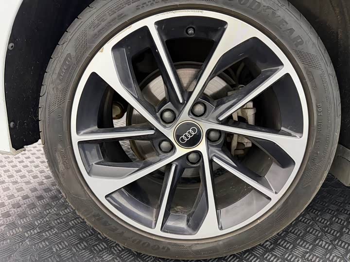 Фото 22 - Audi A3