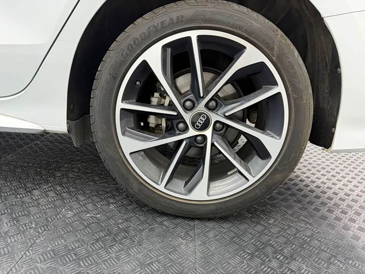 Фото 25 - Audi A3