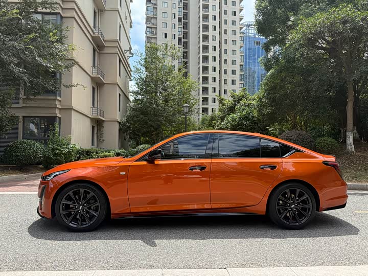 Фото 6 - Cadillac CT5