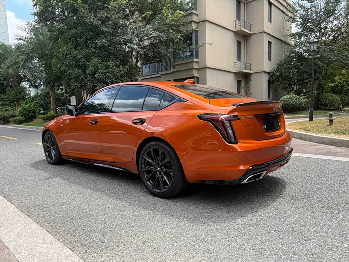 Фото 8 - Cadillac CT5