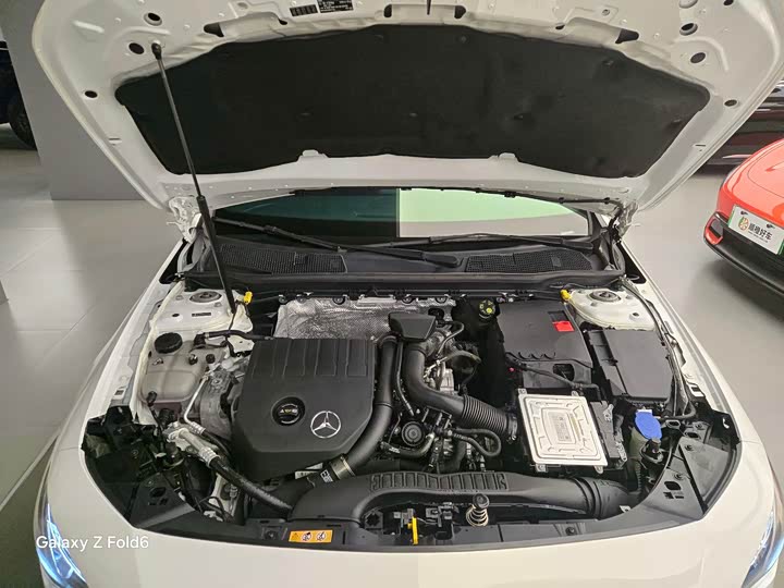 Фото 9 - Mercedes-Benz CLA-Class