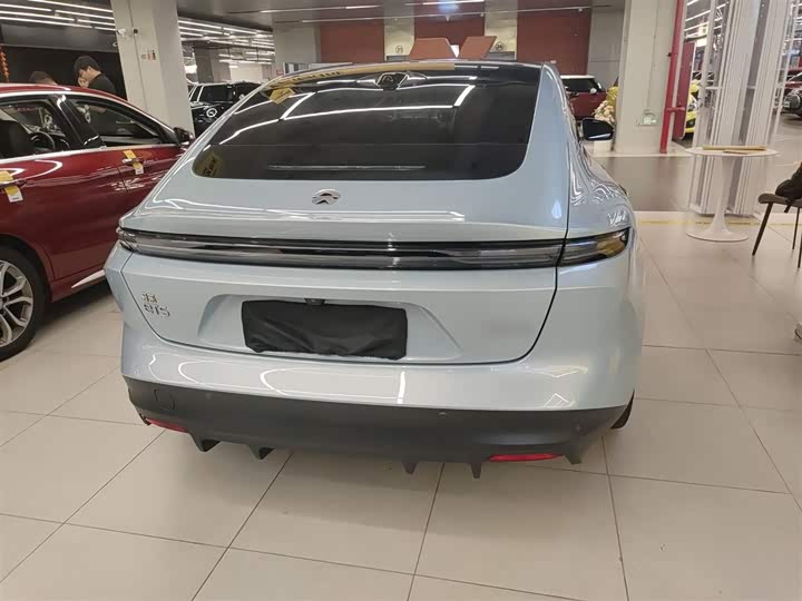 Фото 6 - Nio ET5