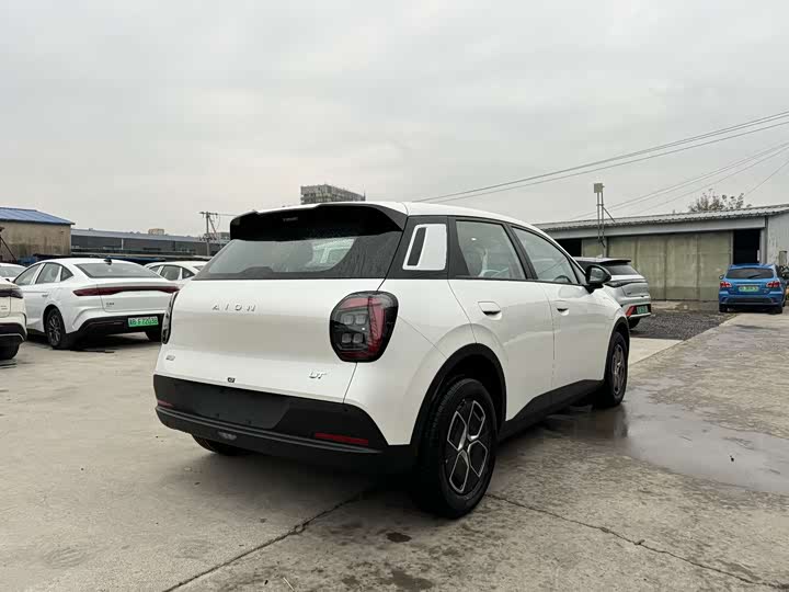 Фото 11 - GAC Aion UT