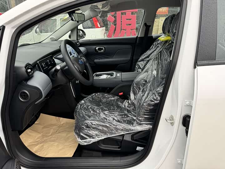 Фото 6 - GAC Aion UT