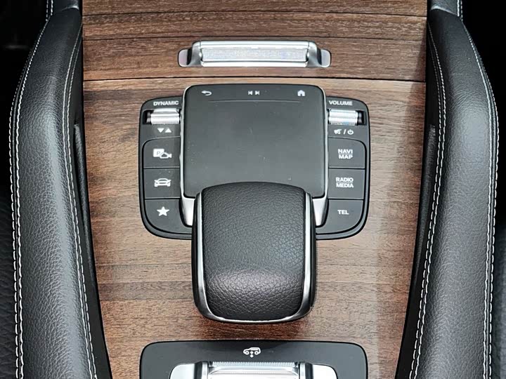 Фото 12 - Mercedes-Benz GLS-Class