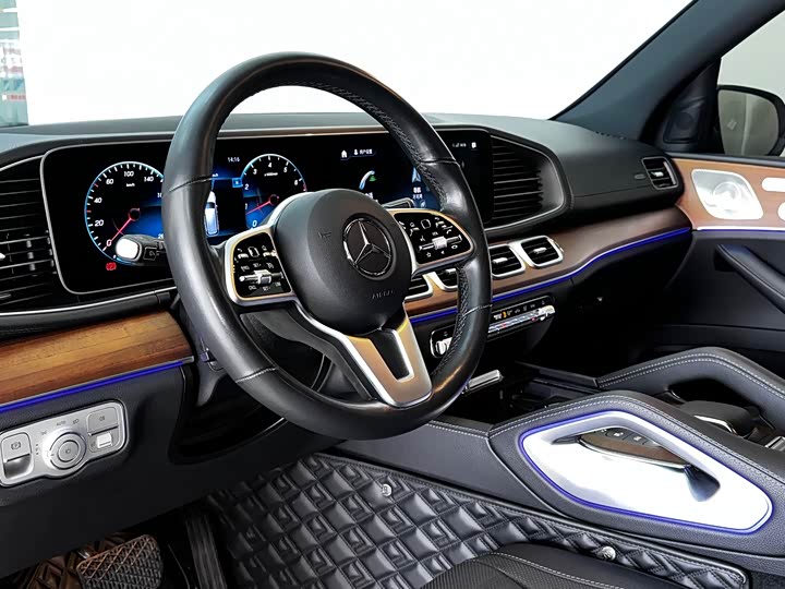 Фото 8 - Mercedes-Benz GLS-Class