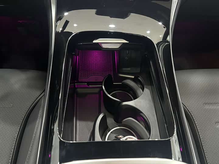 Фото 19 - Mercedes-Benz GLC-Class