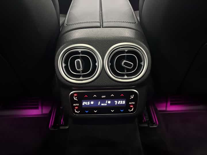 Фото 21 - Mercedes-Benz GLC-Class