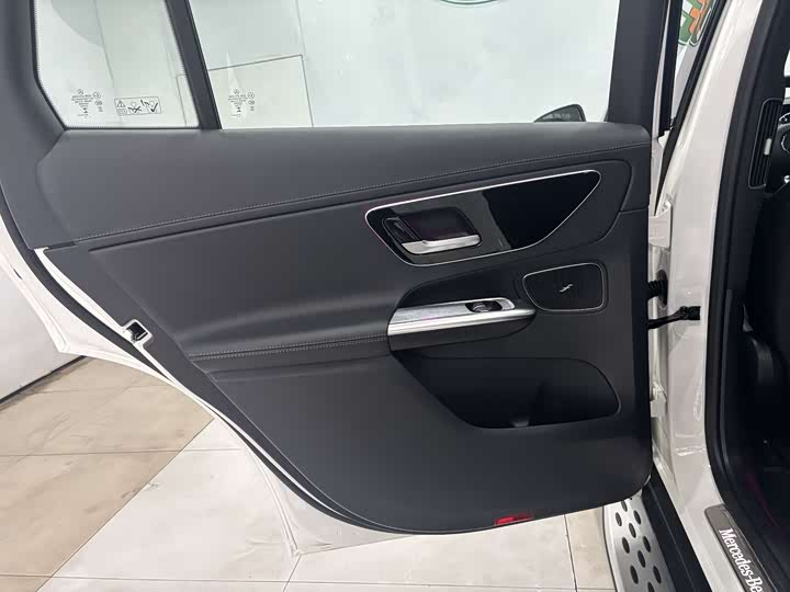 Фото 22 - Mercedes-Benz GLC-Class