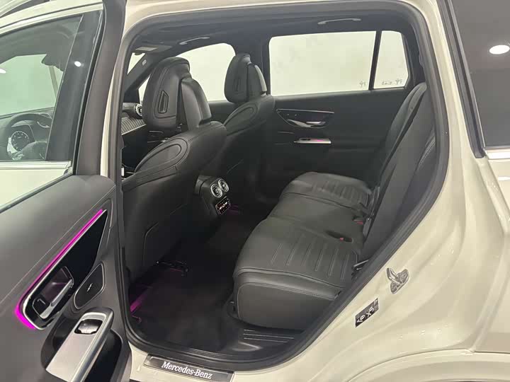 Фото 23 - Mercedes-Benz GLC-Class