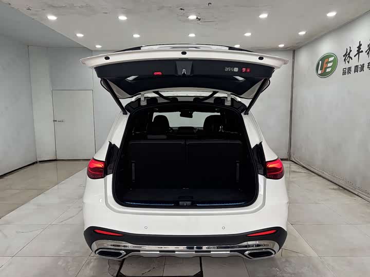 Фото 30 - Mercedes-Benz GLC-Class