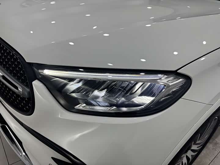 Фото 9 - Mercedes-Benz GLC-Class