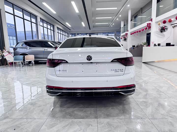 Фото 4 - Volkswagen Sagitar L