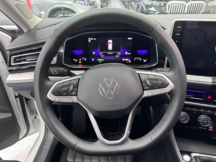 Фото 8 - Volkswagen Sagitar L
