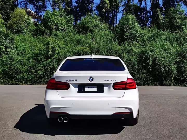 Фото 9 - BMW 3 Series