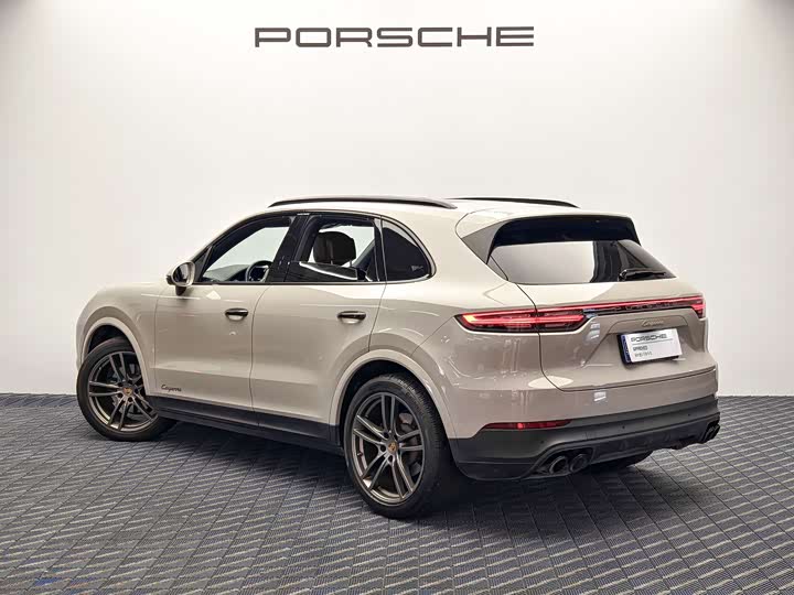 Фото 3 - Porsche Cayenne