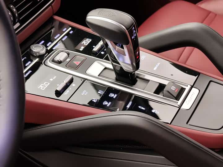 Фото 5 - Porsche Cayenne