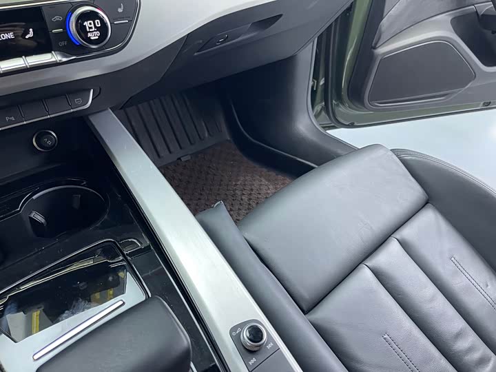 Фото 12 - Audi A5