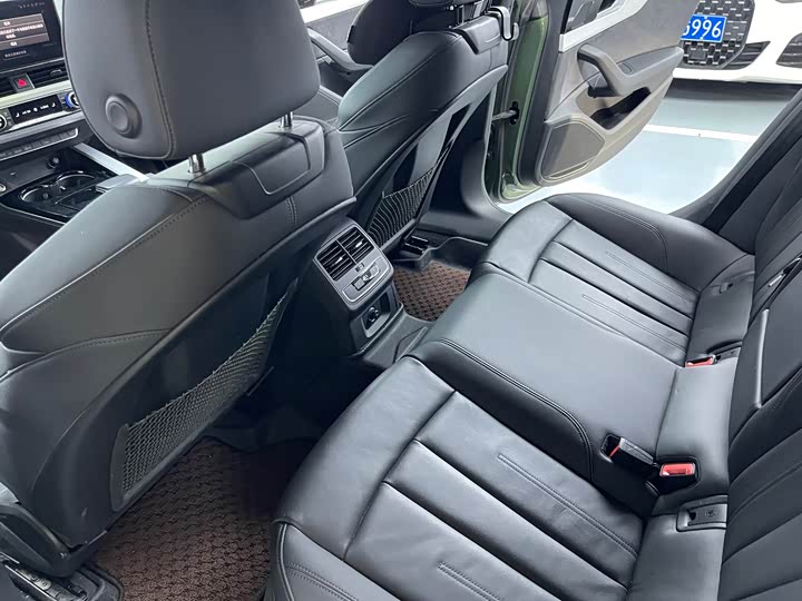 Фото 15 - Audi A5