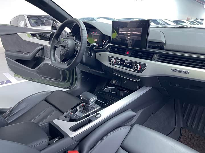 Фото 21 - Audi A5