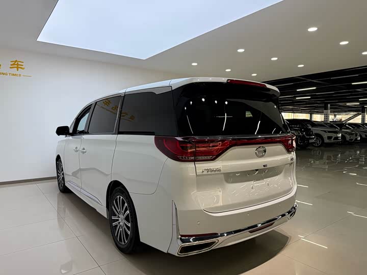 Фото 22 - GAC Trumpchi M8