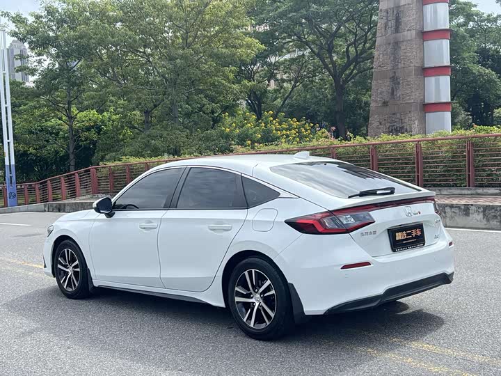 Фото 3 - Honda Civic