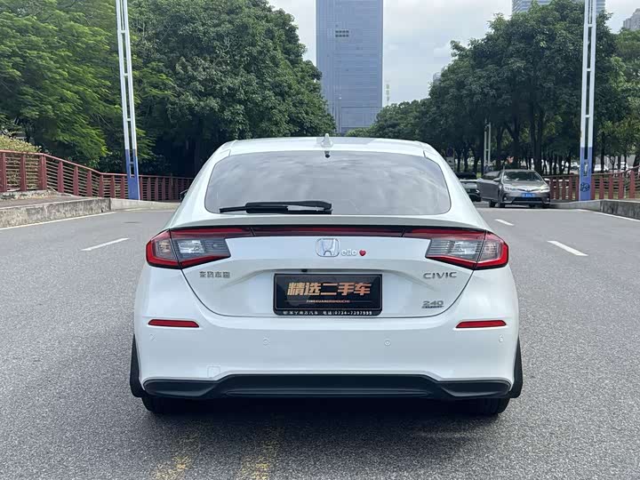 Фото 9 - Honda Civic