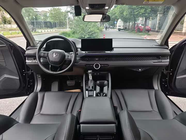 Фото 7 - Honda Accord