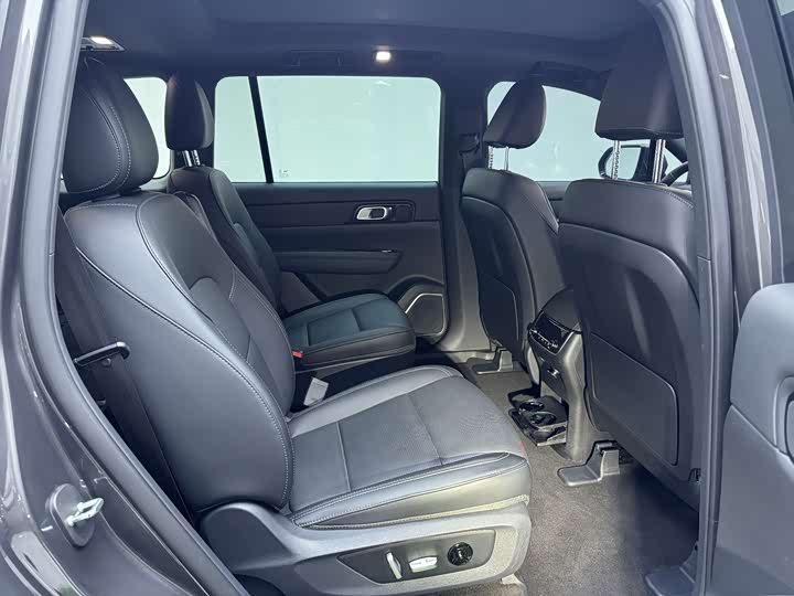 Фото 19 - LiXiang One