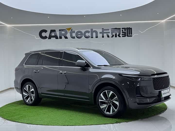 Фото 7 - LiXiang One