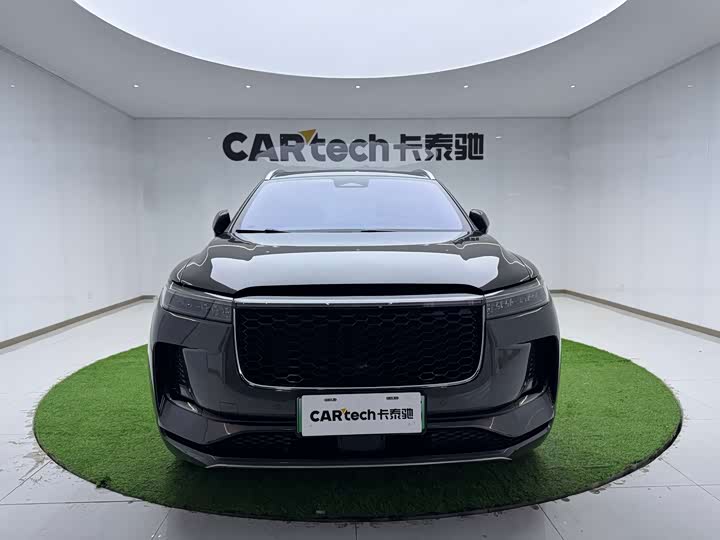 Фото 8 - LiXiang One